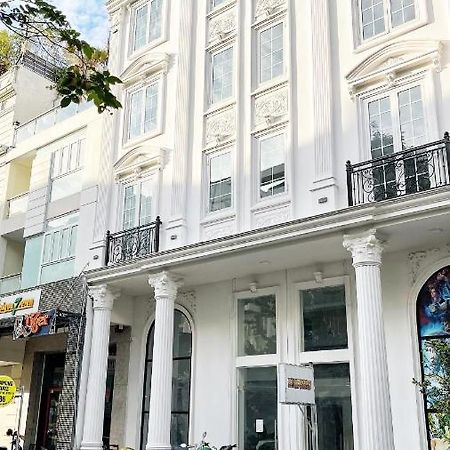 Diamond Suite Koreatown Хошимин Екстериор снимка